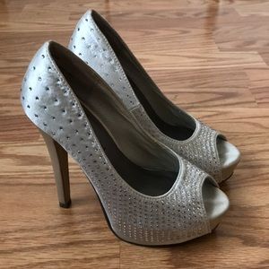 Madden Girl white and silver High Heels